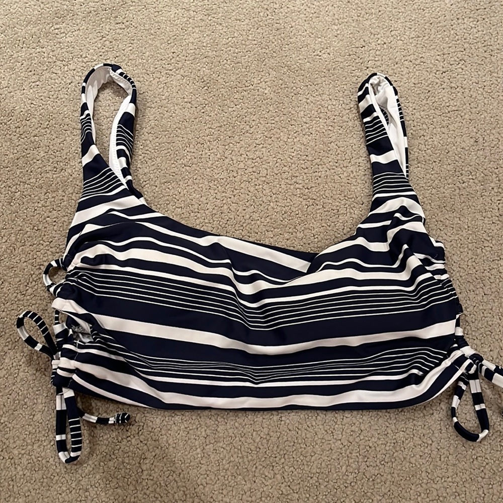 Aerie bikini top large